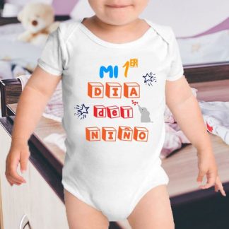 Body Bebé Diseño «Mi Primer Día del Niño» – Tienda Online Gemelitas